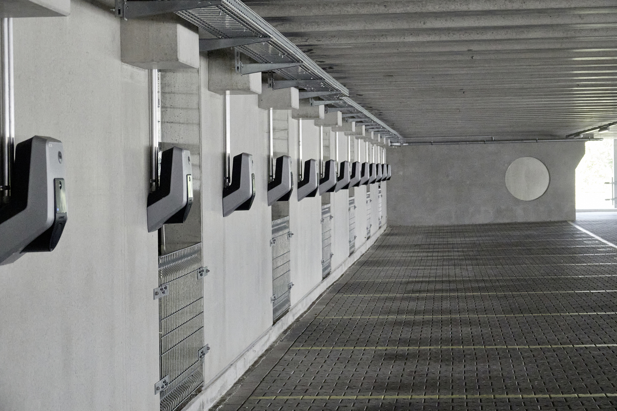 Ladestationen für Elektroautos in einer Tiefgarage